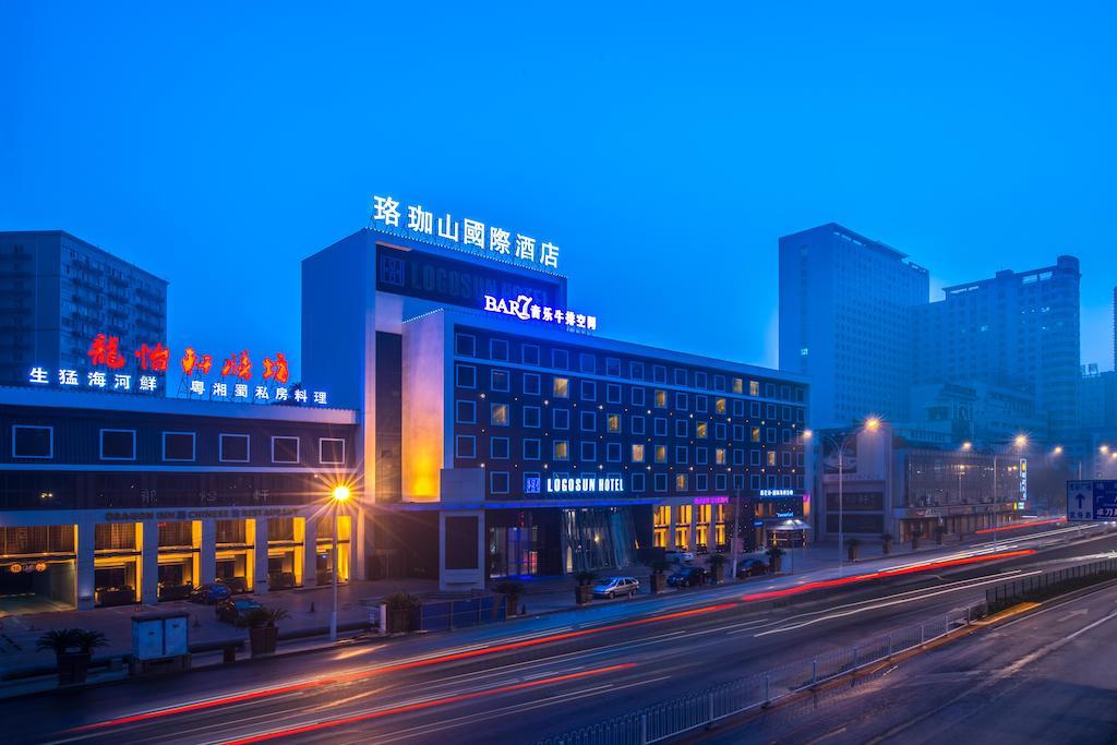 Logosun Hotel Wuhan Exterior foto